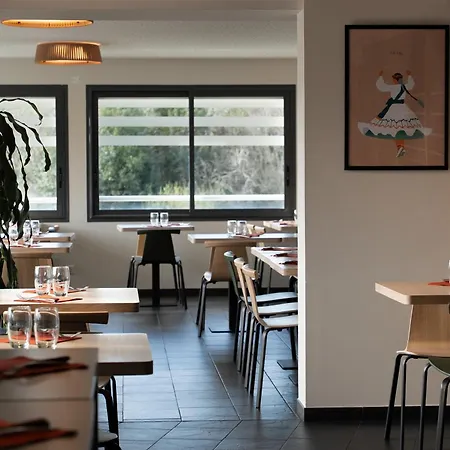 ホテル Restaurant Aldaburua 3*