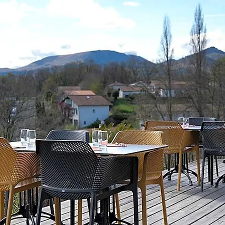 Restaurant Aldaburua فندق 3*